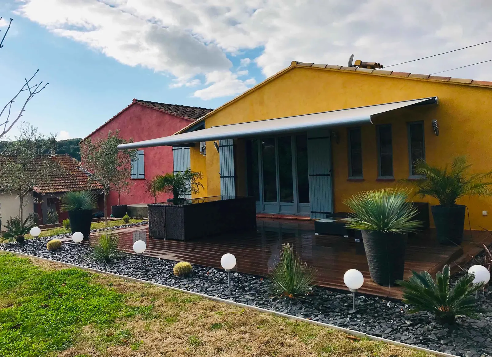 Véranda de maison colorée